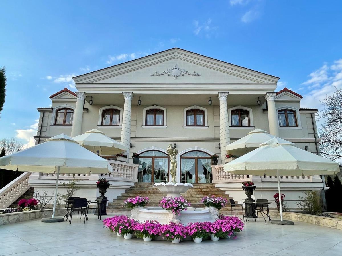 Hotel Palac Akropol Lublino Esterno foto