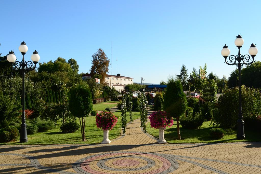 Hotel Palac Akropol Lublino Esterno foto